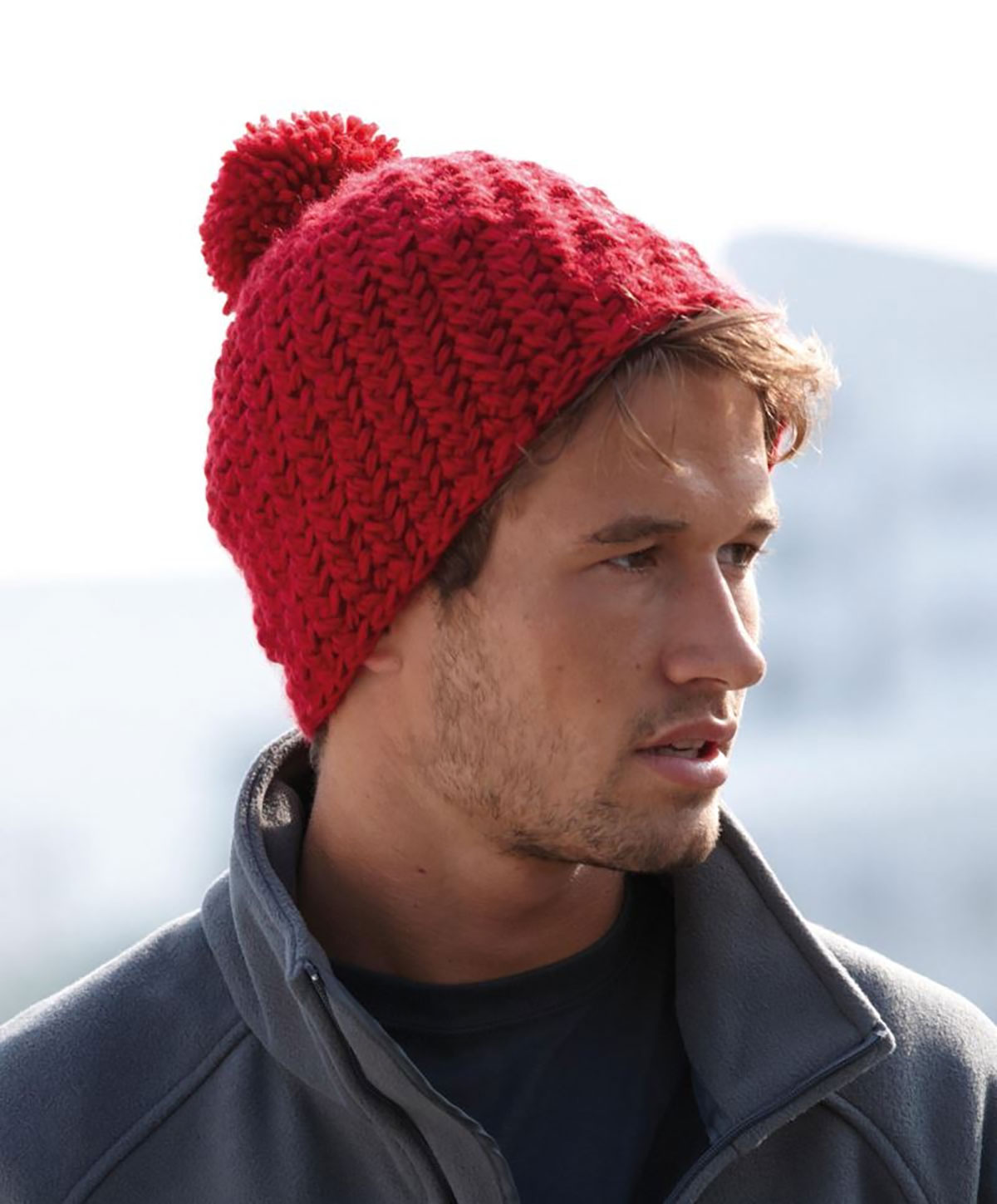 Unicoloured Crocheted Hat with Pompon MB7939